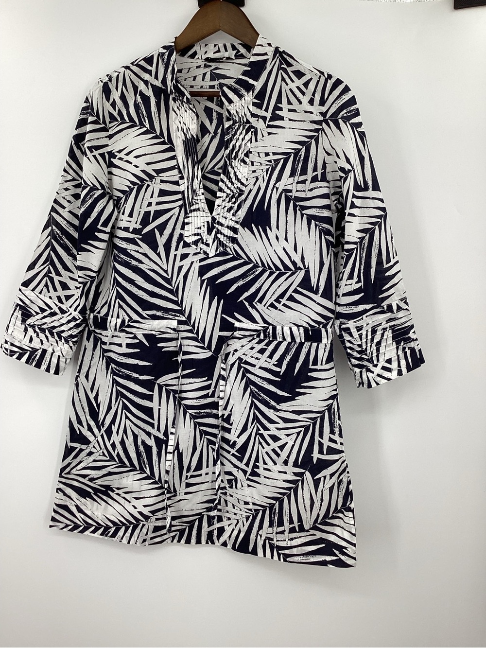 Banana Republic Navy & White Palm-Print Swim Coverup Tunic